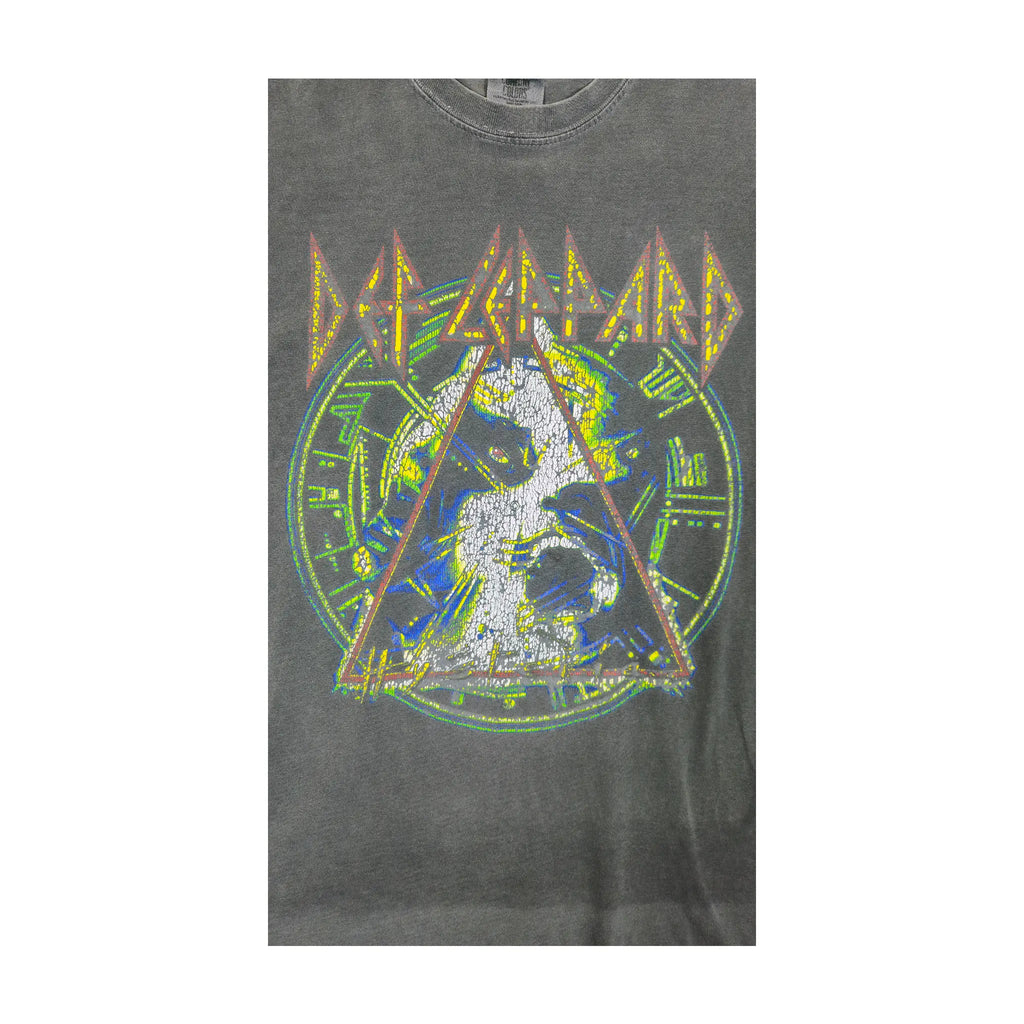Def Leppard 2023 World Tour Distressed Band Tee